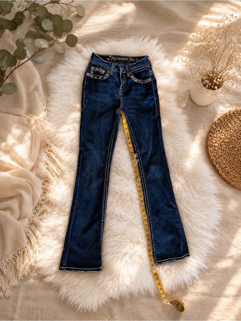 ✨ Answer Me Embellished Bootcut Jeans ✨ Approx Size 25x32